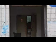 大学複数の容器の無駄および自動販売機230vをリサイクルする廃物の逆